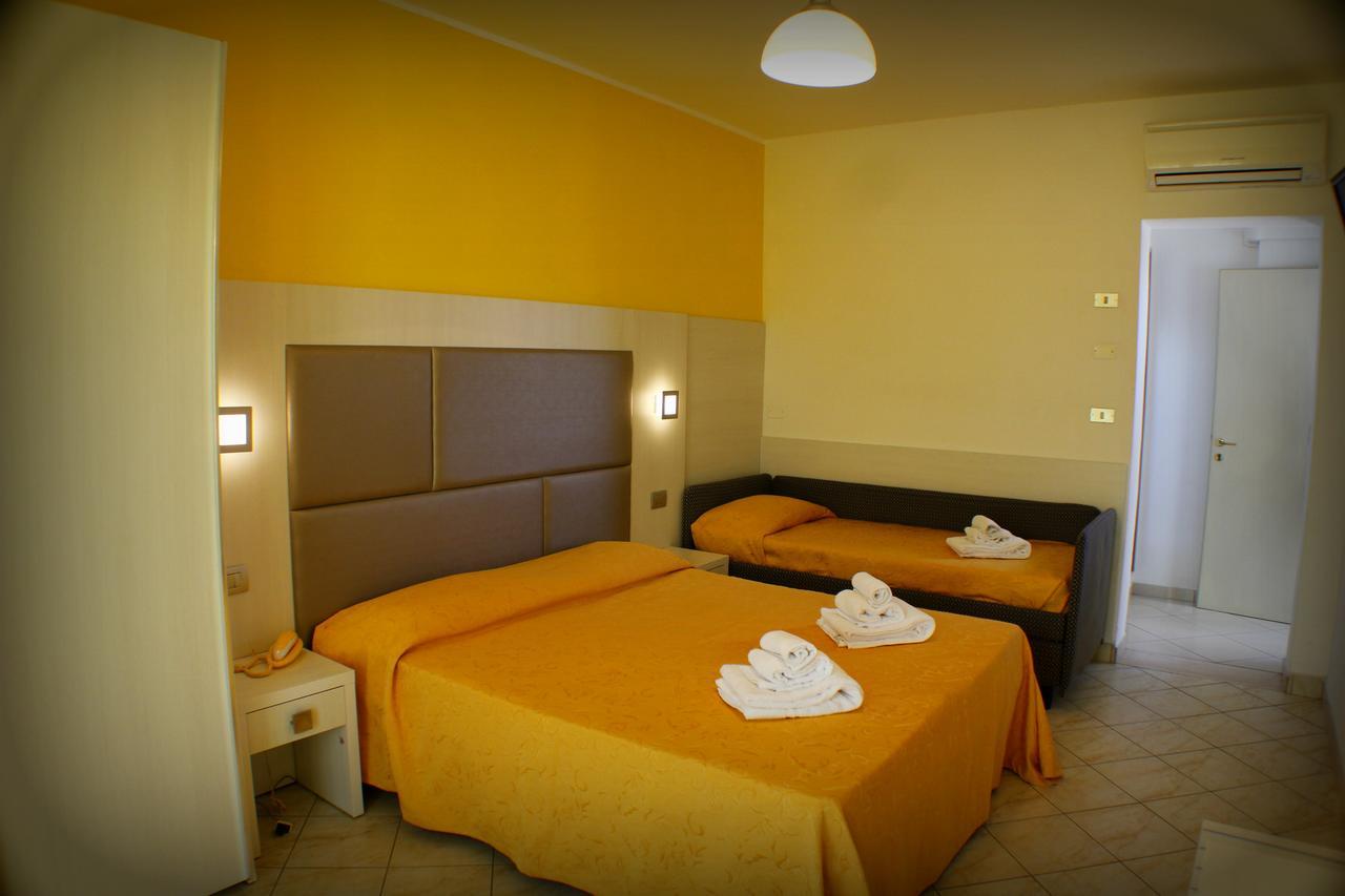 Hotel Adria Bellaria-Igea Marina Eksteriør bilde